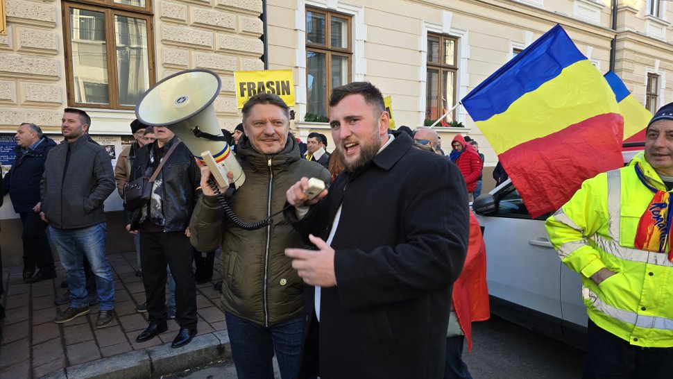 Protest AUR la Suceava cu peste 1.000 de oameni în stradă 7828