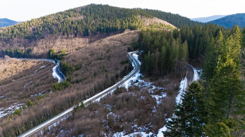 Drumul Talienilor, aproape gata: Un traseu spectaculos spre Munții Stânișoarei 8105