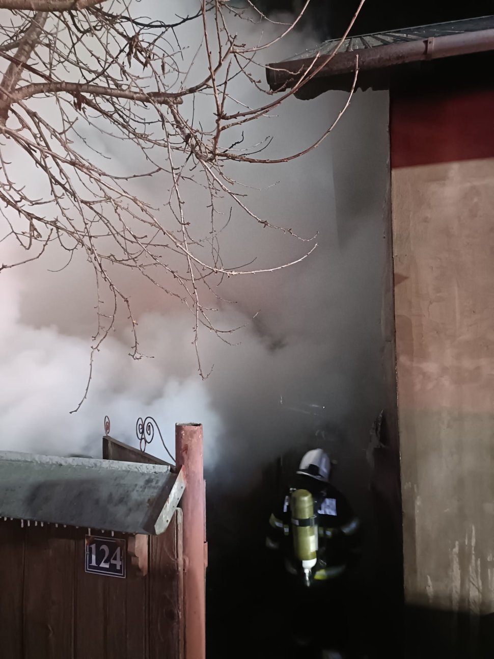 O femeie de 97 de ani a murit în urma unui incendiu devastator, la Preutești 8338