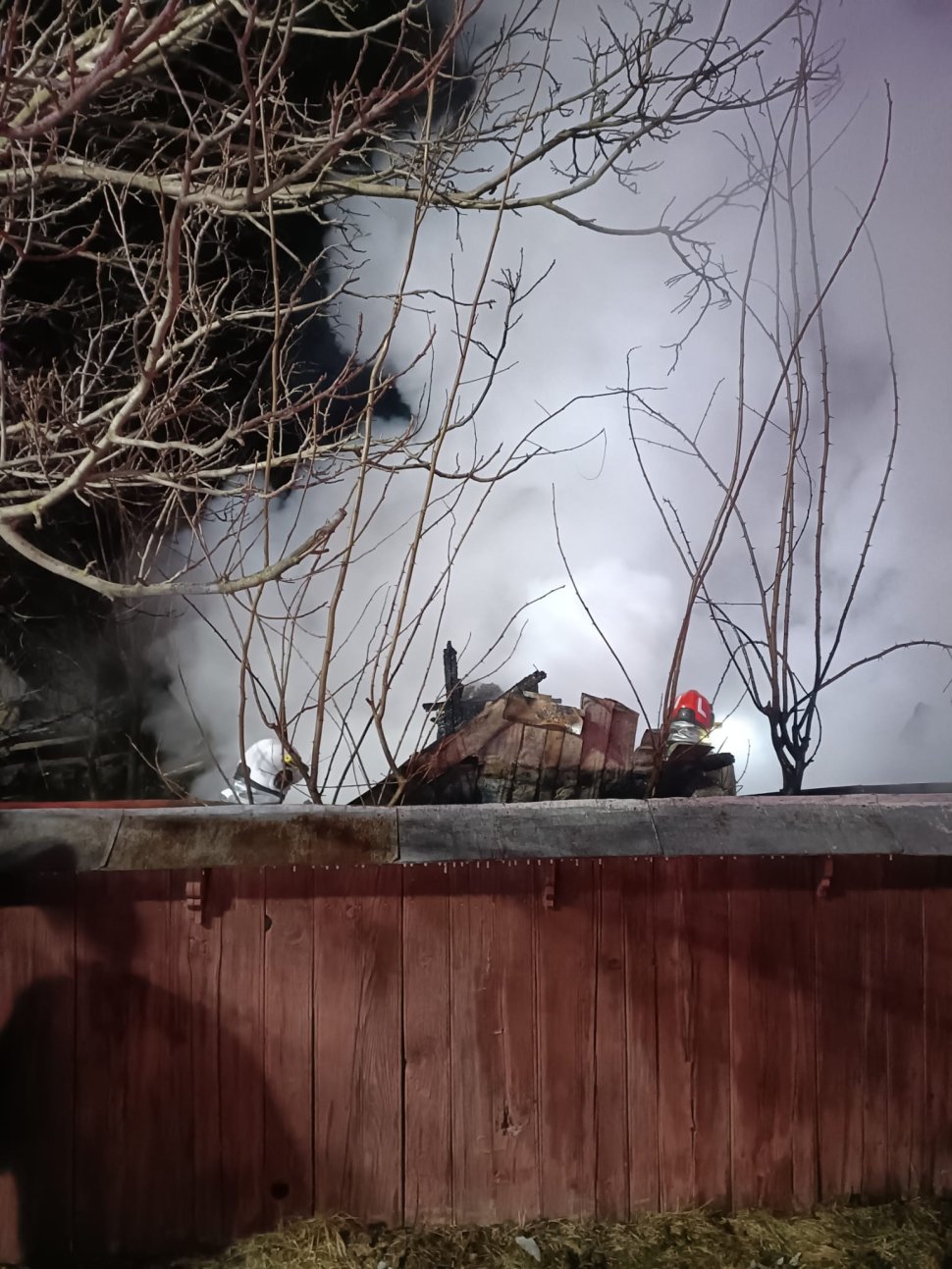 O femeie de 97 de ani a murit în urma unui incendiu devastator, la Preutești 8342