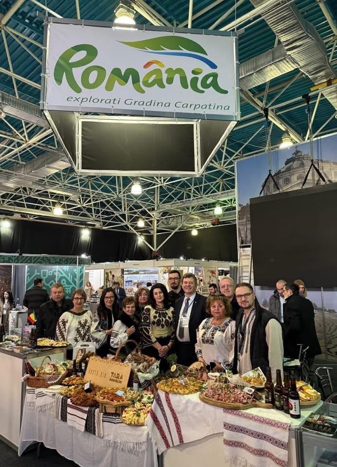 OMD Țara Dornelor a adus tradițiile Bucovinei la Târgul de Turism din Chișinău 8465