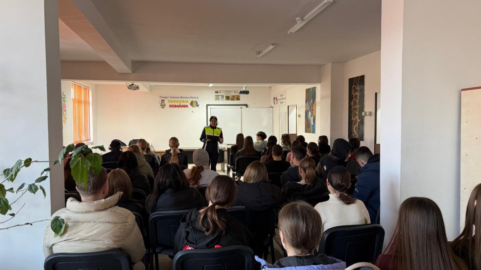 Siguranța pe internet, un subiect de importantă pentru elevii suceveni 8445