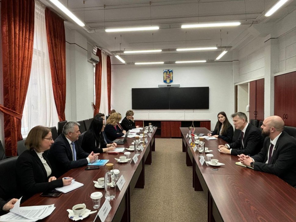 Acorduri pentru sprijinirea cetățenilor români din UK 8504