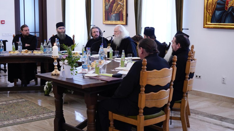 Sinaxă monahală la Mănăstirea Sihăstria Putnei: reorganizare și noi direcții pentru viitor