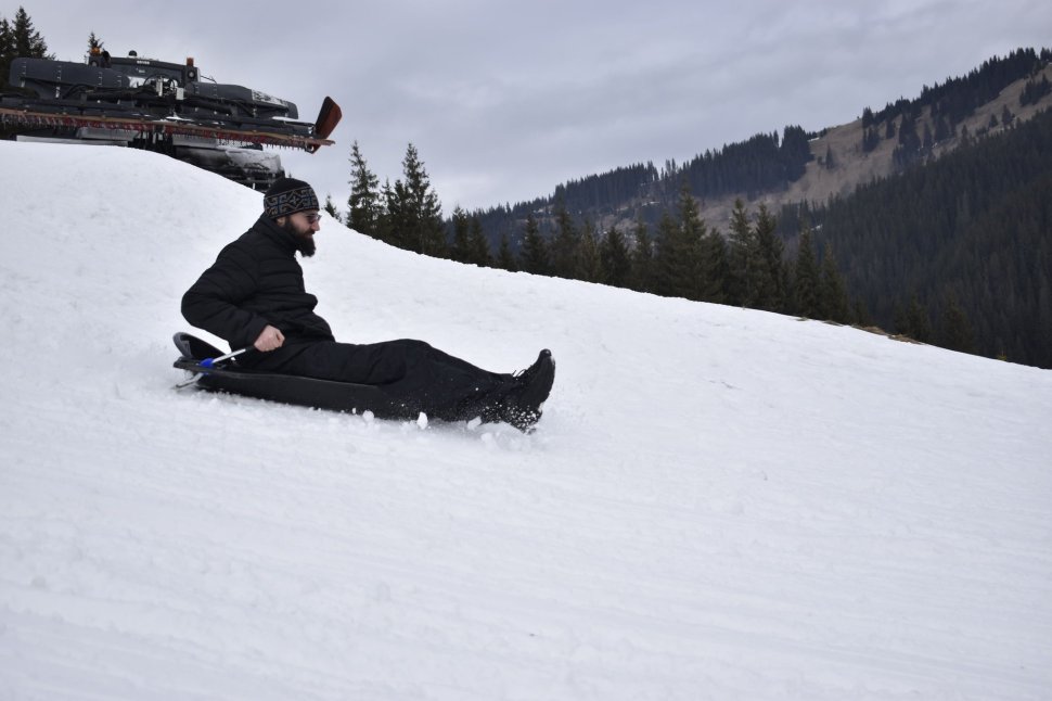 Tinerii Atos la Săniuș și ski pe pârtia de la Cârlibaba 8860