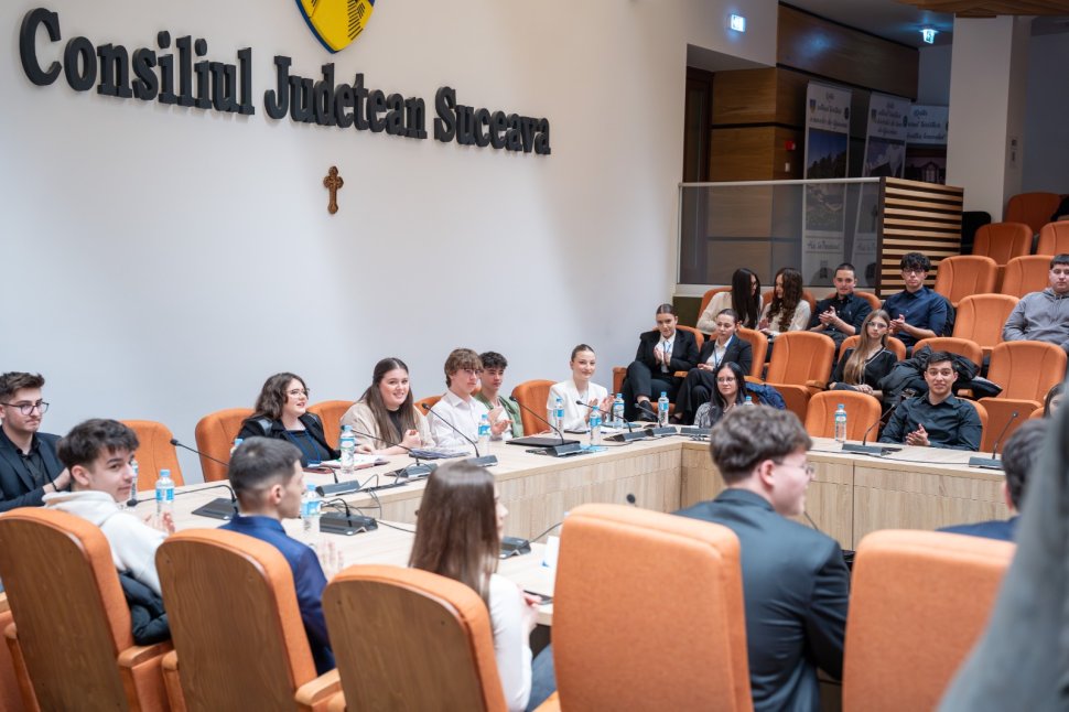 Gheorghe Șoldan promite sprijin pentru inițiativele elevilor și tinerilor 8941