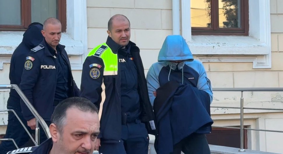 Mandate de arestare în dosarul de corupție de la Serviciul de Permise Auto Suceava 8975