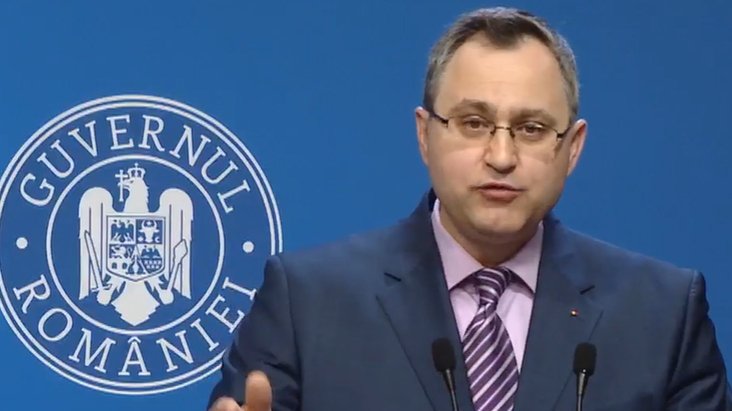 Copiii sub 14 ani vor primi cărți electronice de identitate din iunie 9207