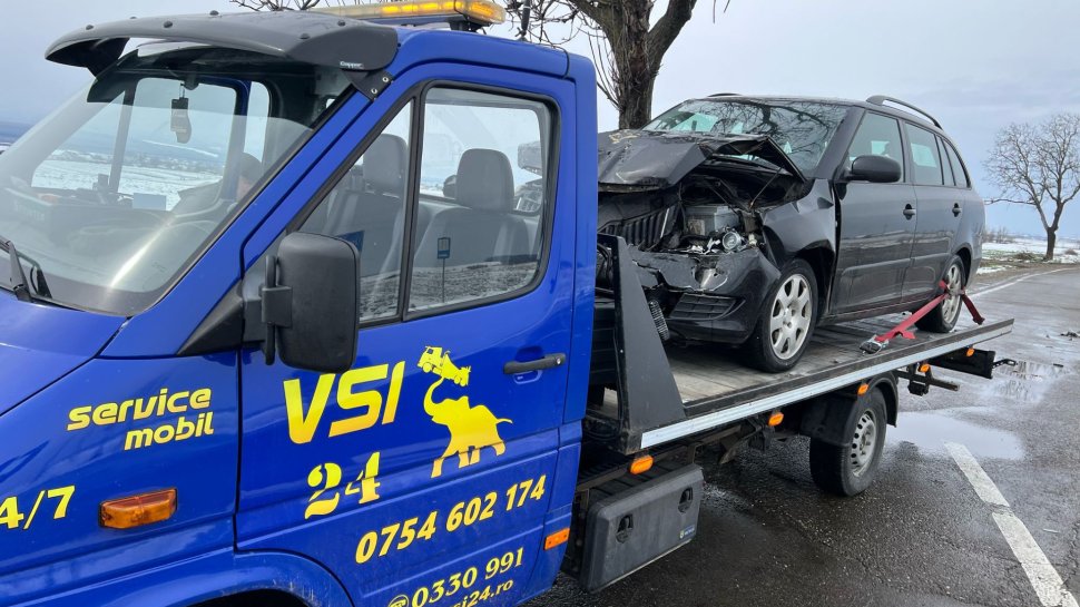 Carambol cu trei autoturisme pe E85 9263