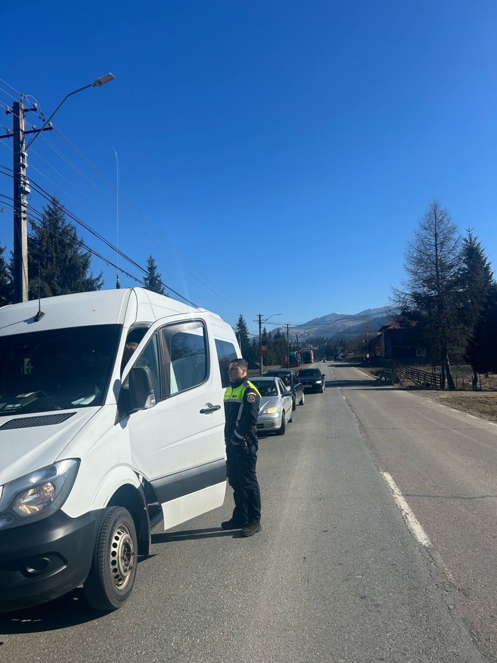 Peste treizeci de sancțiuni aplicate de polițiștii suceveni cu ajutorul E-sigur 9474