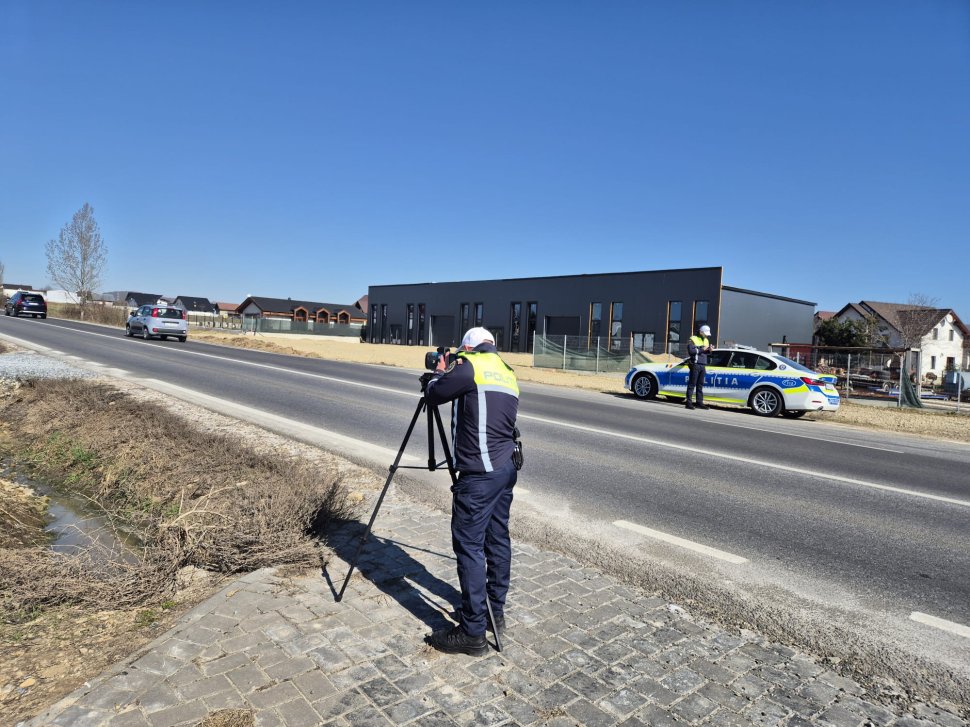 Peste treizeci de sancțiuni aplicate de polițiștii suceveni cu ajutorul E-sigur 9480