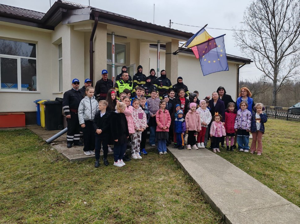 Exercițiu ISU la Școala Primară Săcuța din comuna Boroaia 9722