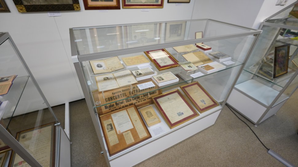 Expoziția „Corina Chiriac, istoriile unei mari artiste” a ajuns la Suceava 9673