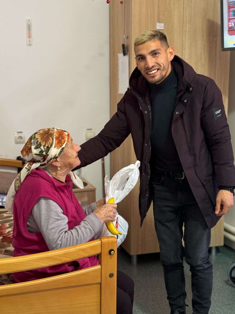 „Împreună aducem lumină în suflete”, campanie inițiată de un tânăr nemțean 9636