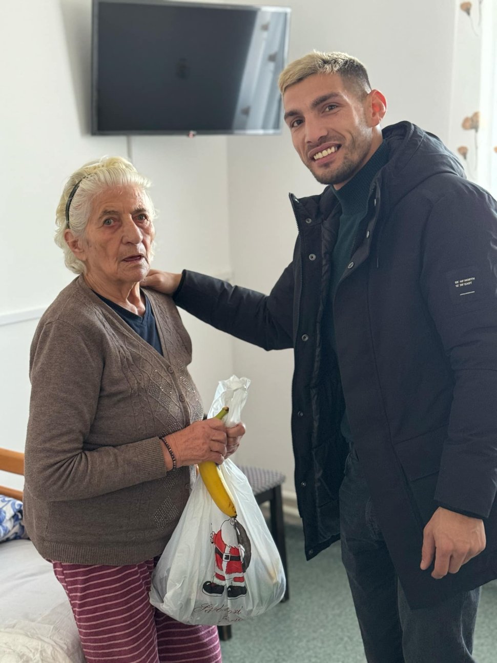 „Împreună aducem lumină în suflete”, campanie inițiată de un tânăr nemțean 9641