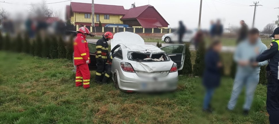 Accident cu doi răniți la Milișăuți: momentul, surprins de o cameră de supraveghere      9845