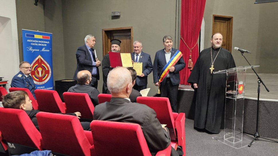 Gheorghe Fron, premiat cu două distincții la 107 ani de la Unirea Basarabiei cu România 9875