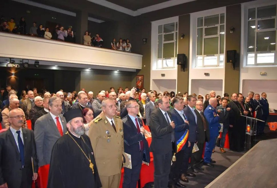 Gheorghe Fron, premiat cu două distincții la 107 ani de la Unirea Basarabiei cu România 9879