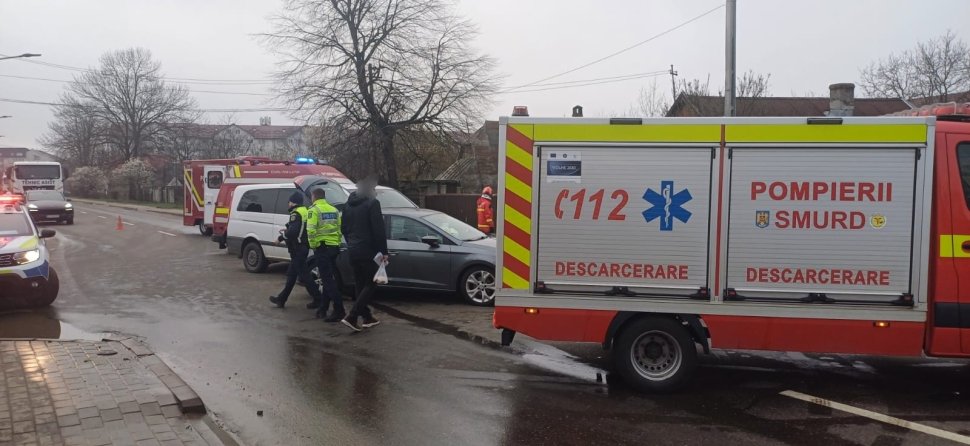 Patru persoane rănite într-un accident produs pe strada Gheorghe Doja din Suceava 9856