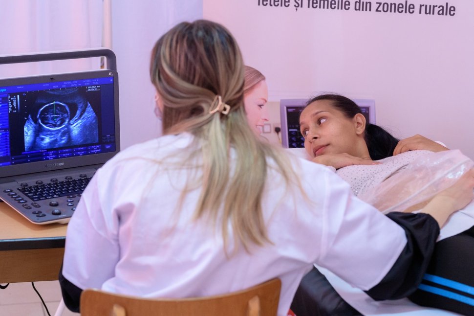 Salvați copiii aduce educația medicală în mediul rural cu INFOMama 10011