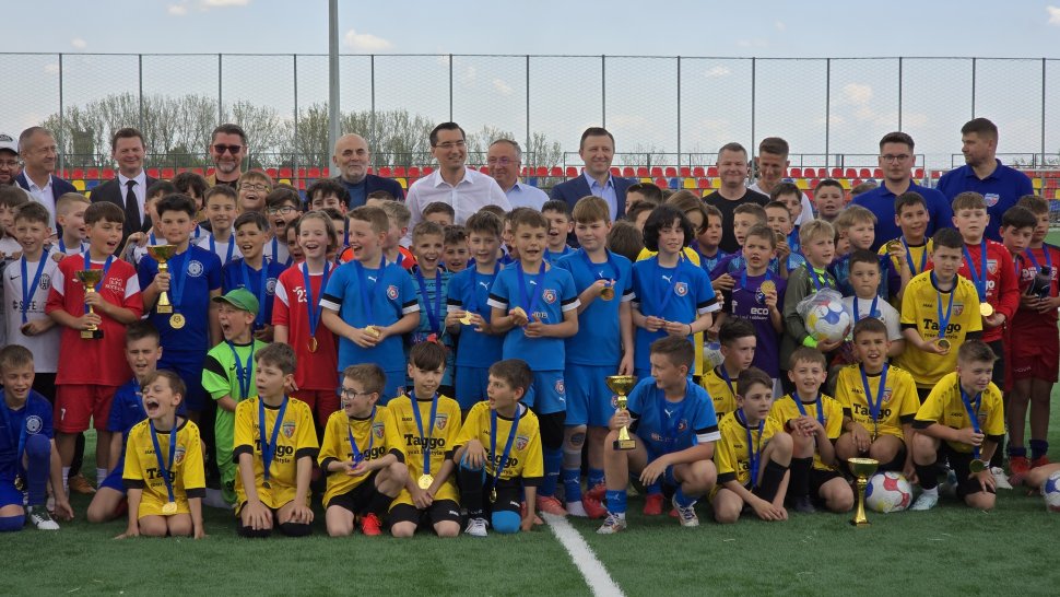 Noua bază sportivă din Suceava, inaugurată în prezența oficialilor Federației Române de Fotbal 10282