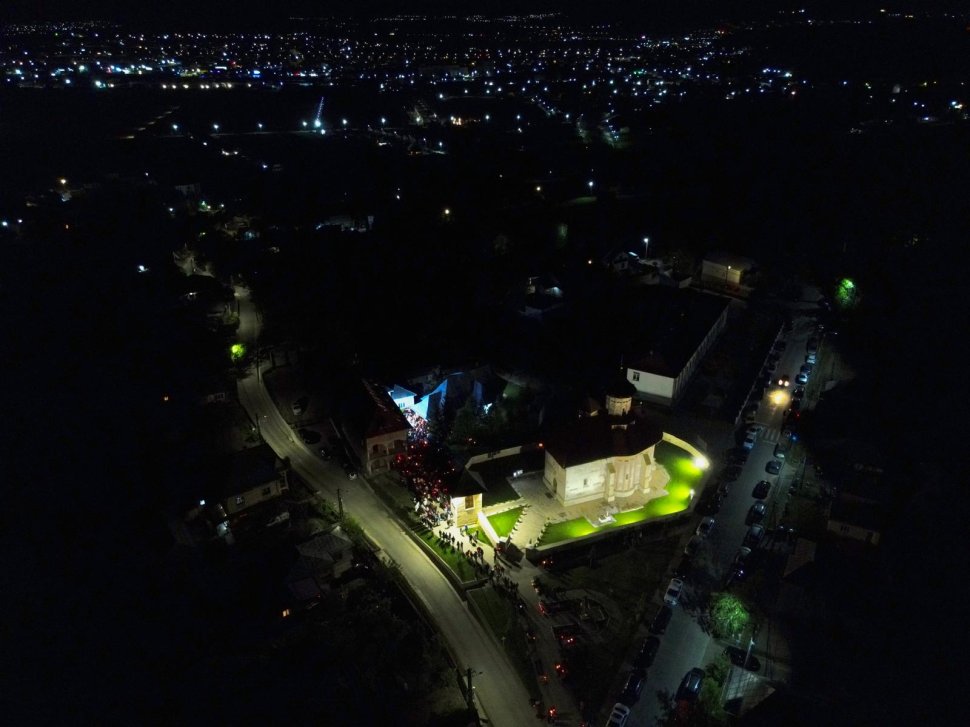 Priveghere în cinstea Sfântului Efrem cel Nou la Mănăstirea Sf. Ilie 10329