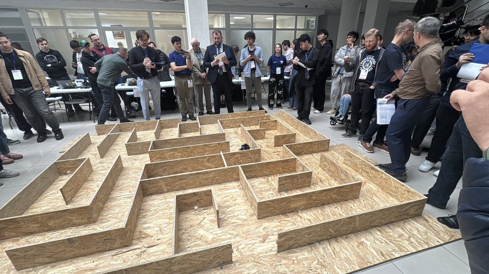 Competiția internațională „Hard & Soft”, la Universitatea „Ștefan cel Mare” din Suceava 10434