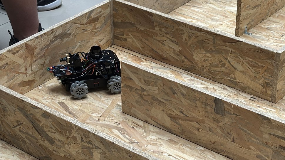 Competiția internațională „Hard & Soft”, la Universitatea „Ștefan cel Mare” din Suceava 10435