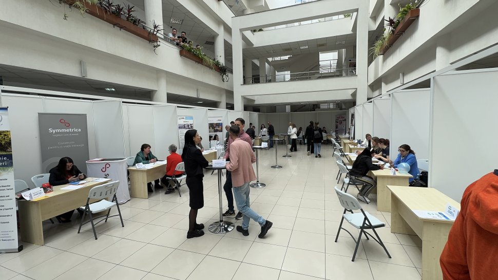 Bursa Locurilor de muncă a reunit din nou angajatorii la Suceava, Fălticeni, Rădăuți și Gura Humorului 10506