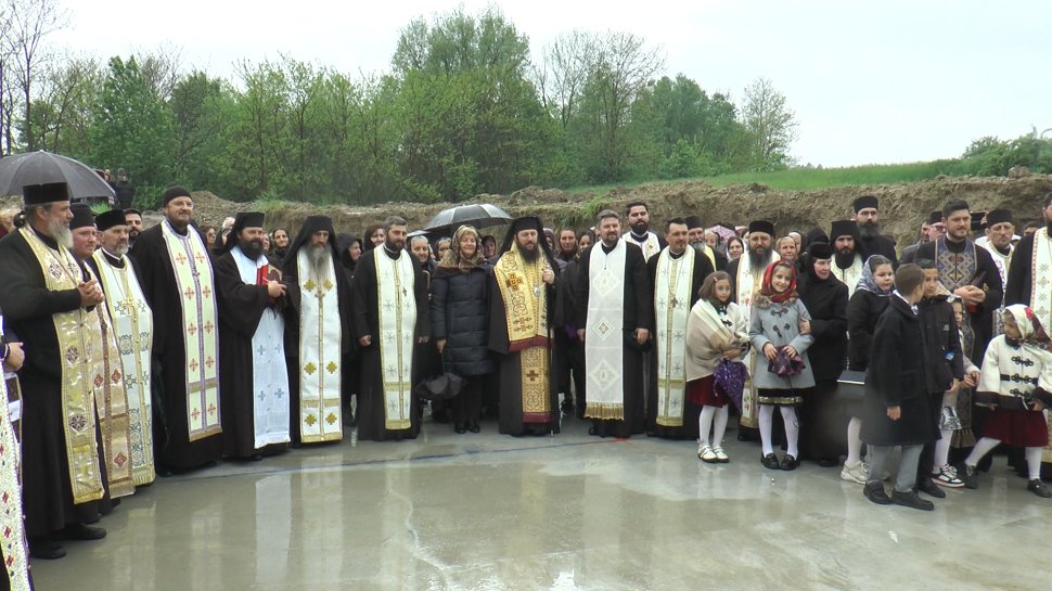 A FOST PUSĂ PIATRA DE TEMELIE A BISERICII VOITINEL II
