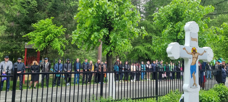 Ziua Eroilor, marcată cu două slujbe în comuna Crucea 10603