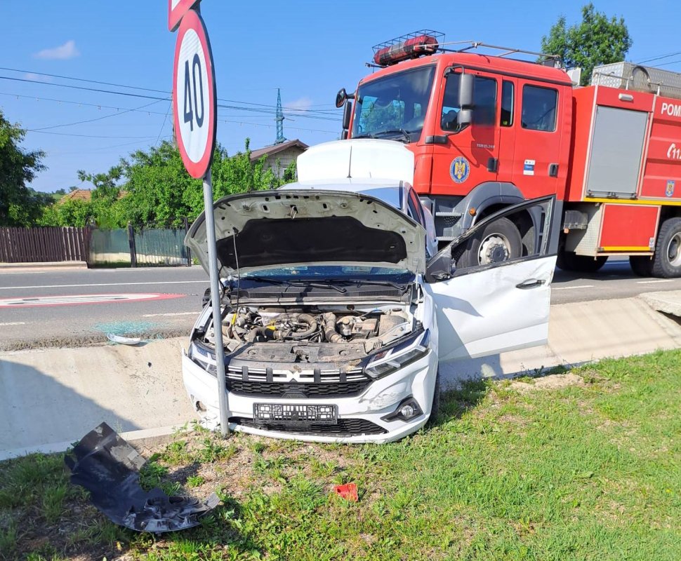 Mașini răsturnate și șoferi în pericol la Zvoriștea și Copălău – alarmele automate au salvat vieți 10659