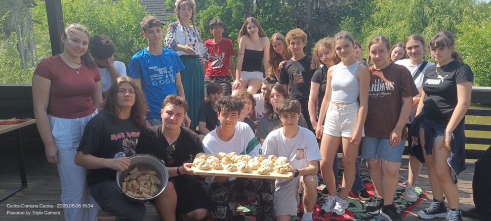 13 elevi și 2 profesori spanioli au descoperit tradițiile românești la Suceava, într-un proiect Erasmus 10678