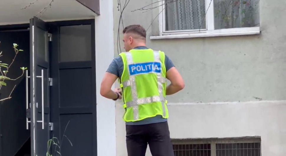 O femeie și-a găsit fratele decedat în apartamentul în care locuia la Suceava 10697