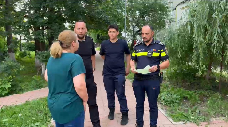 O femeie și-a găsit fratele decedat în apartamentul în care locuia la Suceava 10700