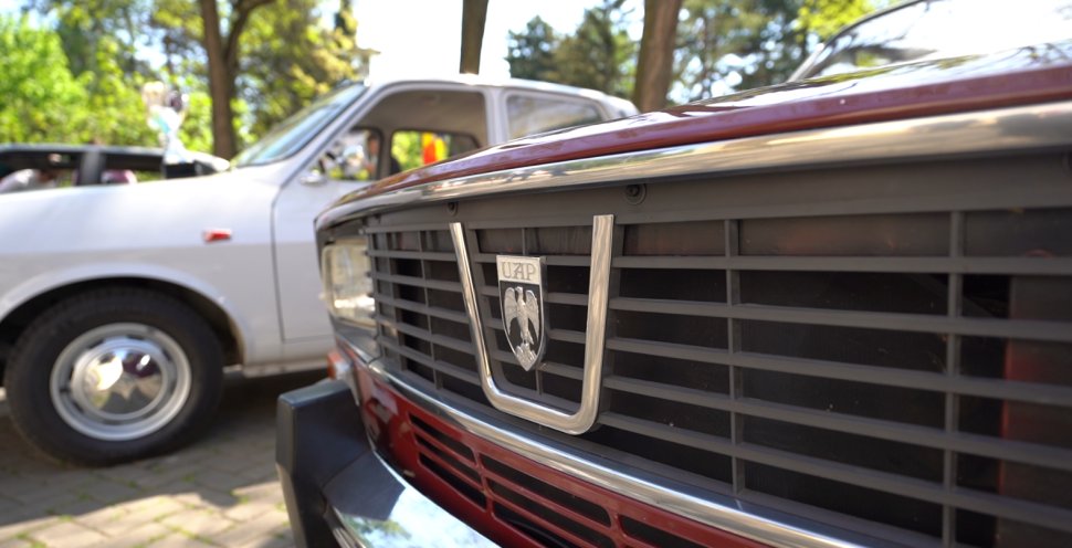 Bijuterii auto de epocă, păstrate impecabil în colecția suceveanului Dănuț Crainiciuc  10728