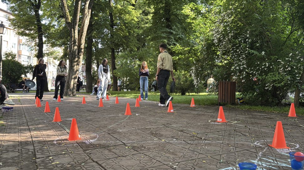 Parcul central al Sucevei a fost plin de copii, duminică, la „Festivalul Luminii” 10791