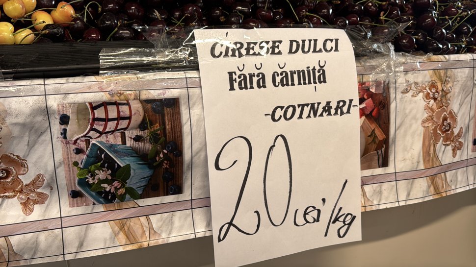 Cireșele și căpșunile românești, vedetele tarabelor din piețele sucevene 10808