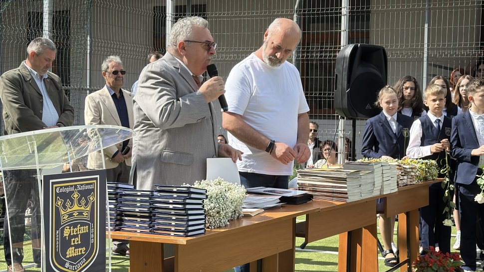 Colegiul Național „Ștefan cel Mare” din Suceava a premiat vineri elevii cu rezultate excepționale 10860