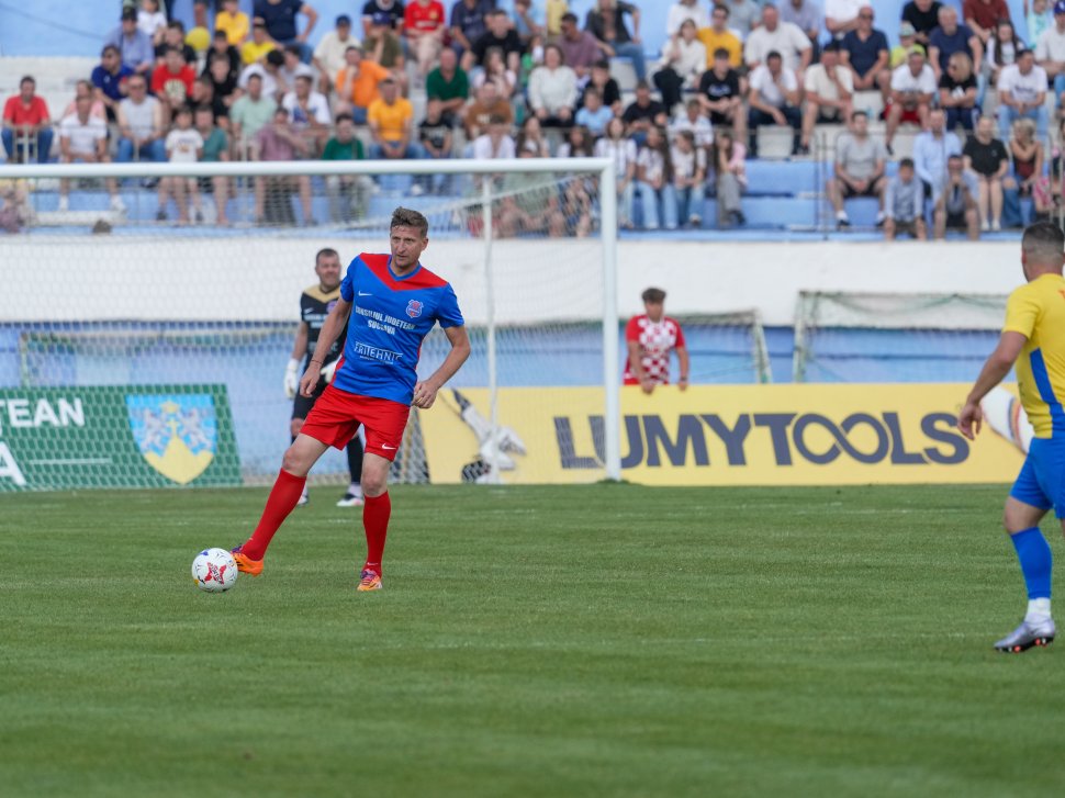 Meciul de retragere a lui Dorin Goian a adunat greii fotbalului pe stadionul Areni 10908