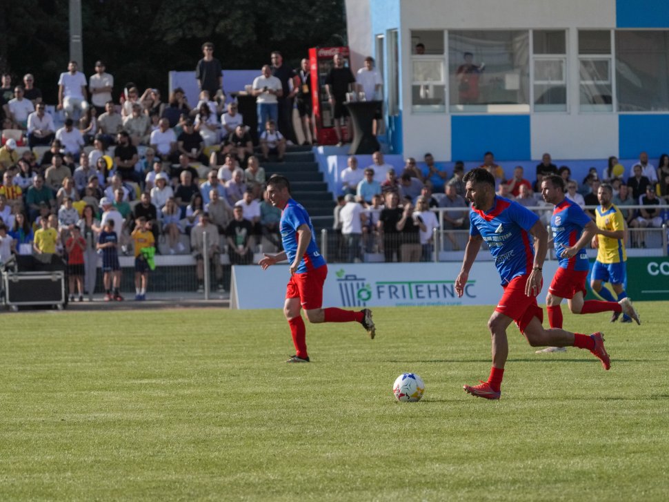 Meciul de retragere a lui Dorin Goian a adunat greii fotbalului pe stadionul Areni 10914