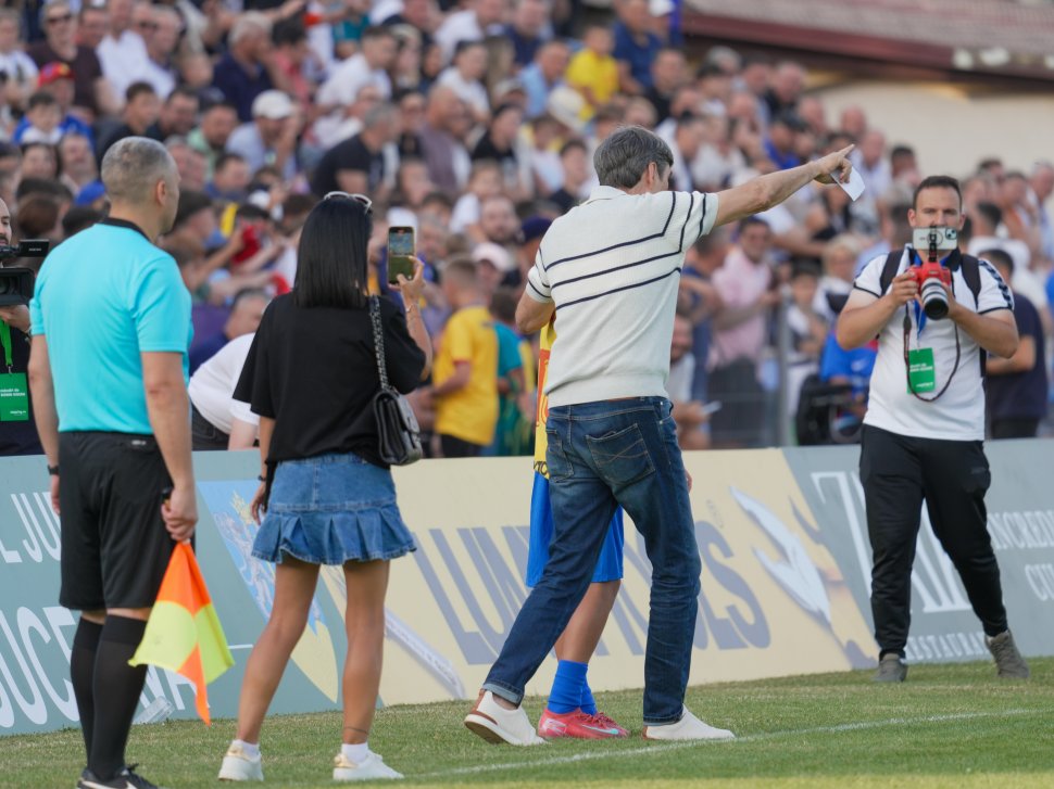 Meciul de retragere a lui Dorin Goian a adunat greii fotbalului pe stadionul Areni 10922