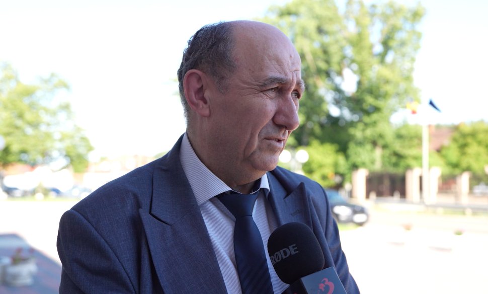 Asteroid botezat cu numele profesorului Petru Crăciun