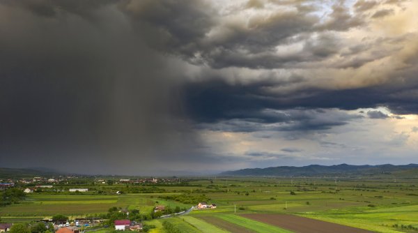 ploi abundente si furtuni in suceava