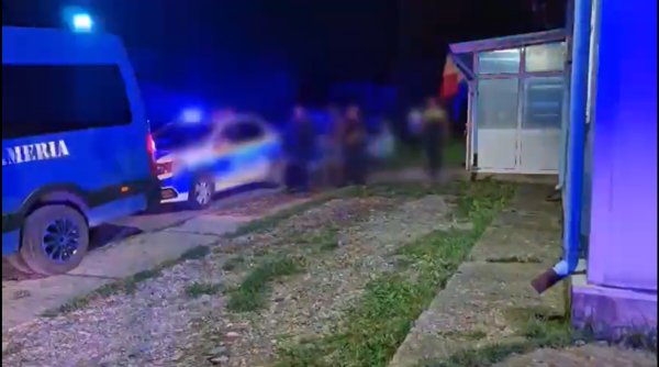 conflict intre 3 persoane incheiat cu retinerea acestora