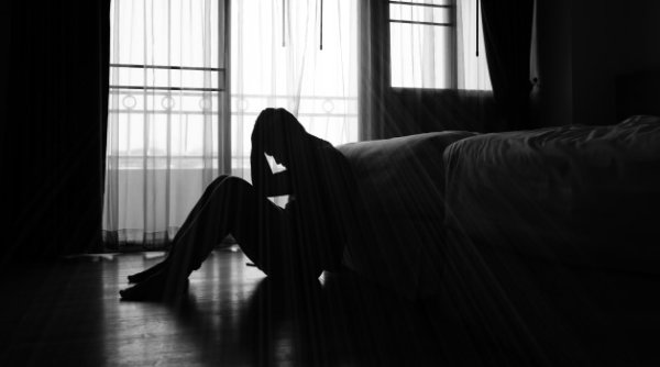 un barbat din mitocul dragomirnei si a pus capat zilelor prin electrocutare