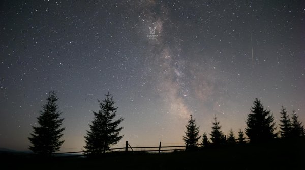 perseidele si aurora boreala au fost surprinse in imagini inedite de fotografii suceveni perseidele si aurora boreala au fost surprinse in imagini inedite de fotografii suceveni