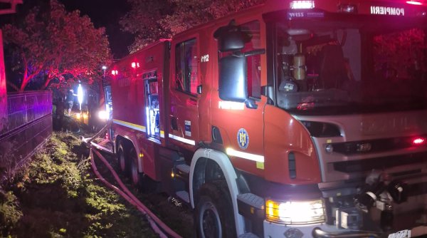 momente de panica pentru o familie din localitatea frumosu dupa ce casa lor a luat foc momente de panica pentru o familie din localitatea frumosu dupa ce casa lor a luat foc