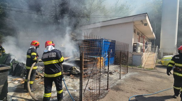 incendiu in curtea spitalului judetean piatra neamt incendiu in curtea spitalului judetean piatra neamt