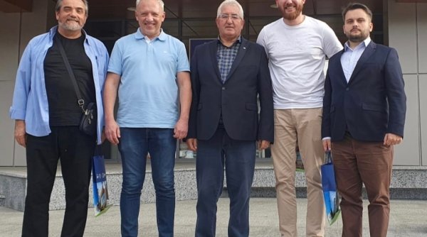 intalnire emotionanta cu primarul orasului cernauti roman kliciuk intalnire emotionanta cu primarul orasului cernauti roman kliciuk